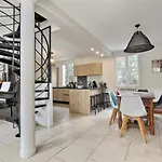 Charming Quiet Pool Villa