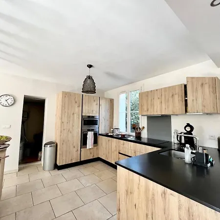 Vila Charming Quiet Pool *