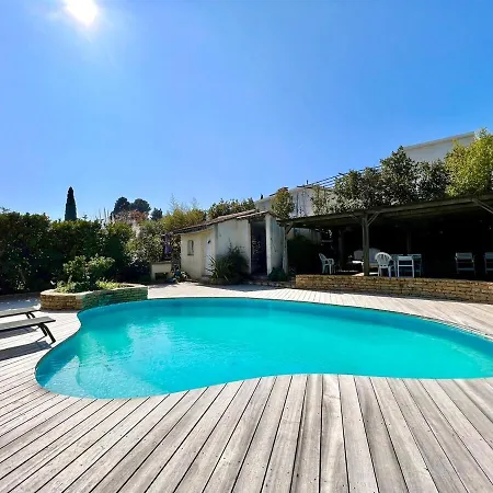Charming Quiet Pool וילה