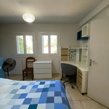 Charming Quiet Pool 别墅