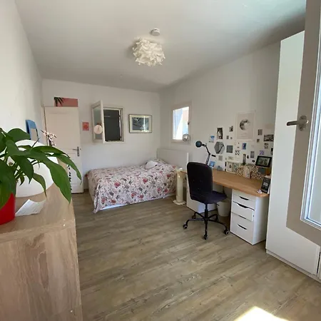 Charming Quiet Pool *