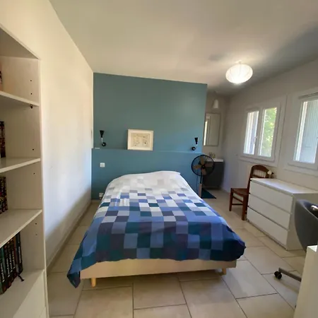 Charming Quiet Pool تولون