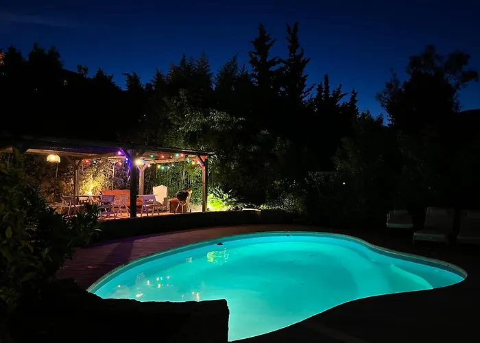 Charming Quiet Pool * Toulon