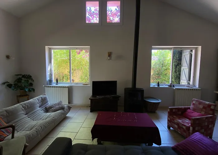 Villa Charming Quiet Pool *