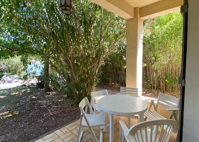 Charming Quiet Pool *