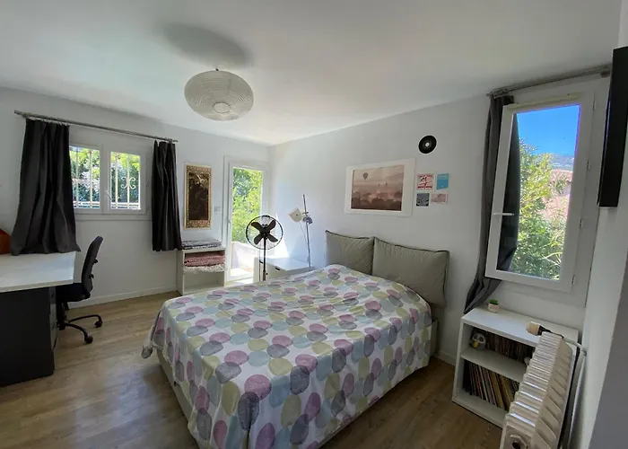 Charming Quiet Pool Villa *