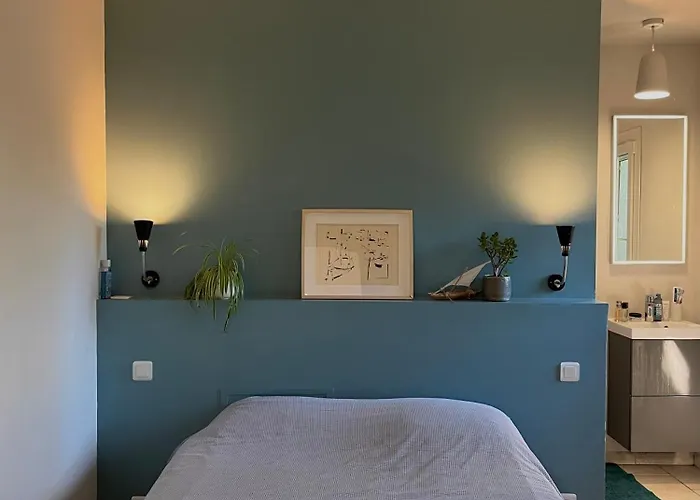 Villa Charming Quiet Pool